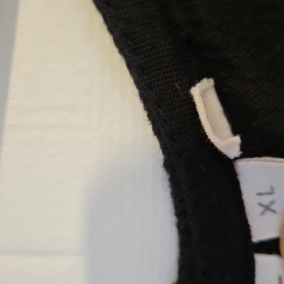 Ripcurl Summer Dress Black Womens XL NWT Oversized Cold Shoulder Crochet Detail - Picture 4 of 9